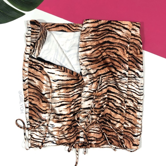 NEW Lioness The Met Tiger Cheetah Print Ruched Mini Skirt - Picture 2 of 7